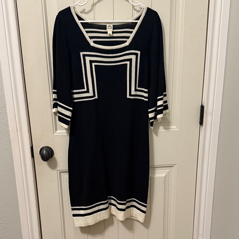Signature by Sangria Black and White Dress